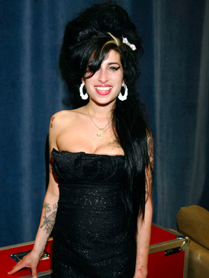 06amy-winehouse-life-in-pictures-2007-bl
