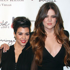 Kourtney Kardshain offers to be surrogate mother