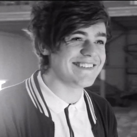 Frankie Cocozza music video