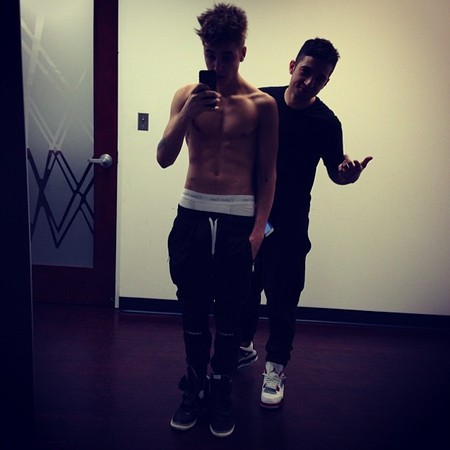 Justin Bieber topless
