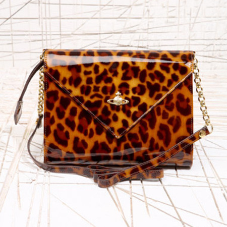 BAG LOVE: Vivienne Westwood envelope bag at Urban Outfitters