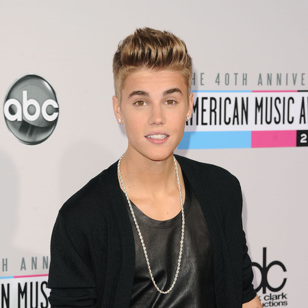 Justin Bieber at 2012 AMAs