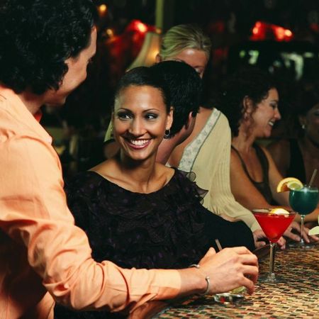 Bar couple