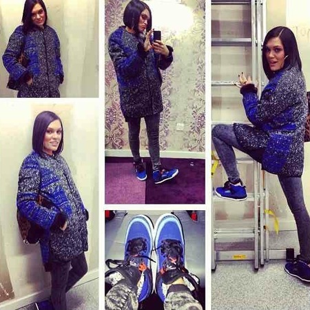 Jessie J styles Alexander Wang tote with blue and grey knit