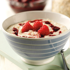 Marbled fruity porridge