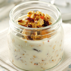 Oats, yoghurt and nuts breakfast recipe