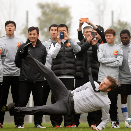 Beckham Free Kick on David Beckham Tours China  Speaks At Uni And Slips After Free Kick