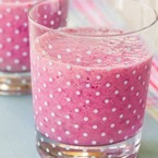 Breakfast boost: Forest fruits smoothie