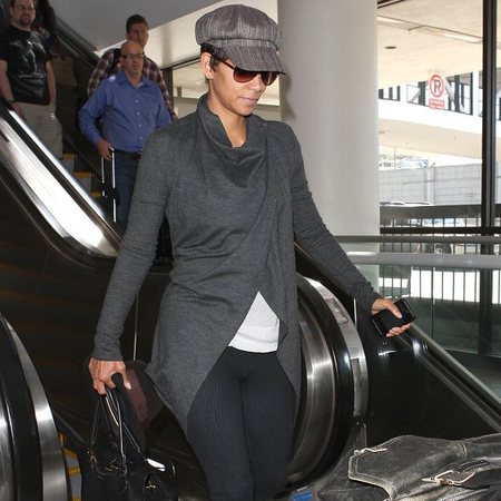 Pregnant Halle Berry at L.A Airport