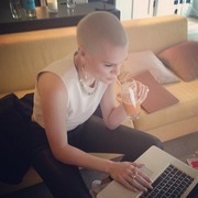 Jessie J drinks healthy juice while working on new single
