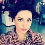 Kelly Brook behind the scenes Ultimate Shopper job