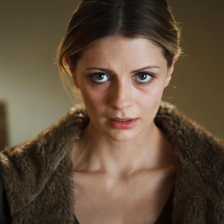 Misha Barton in Apartment 1303