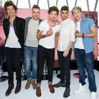 WATCH: One Direction twerking on stage