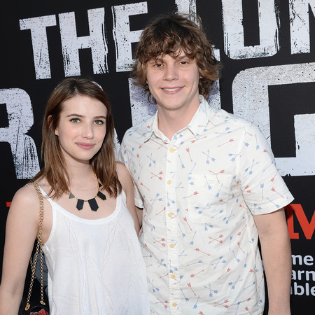 Emma Roberts and Evan Peters