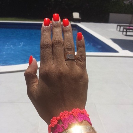 Rochelle Humes' Poolside manicure in Portugal 2013