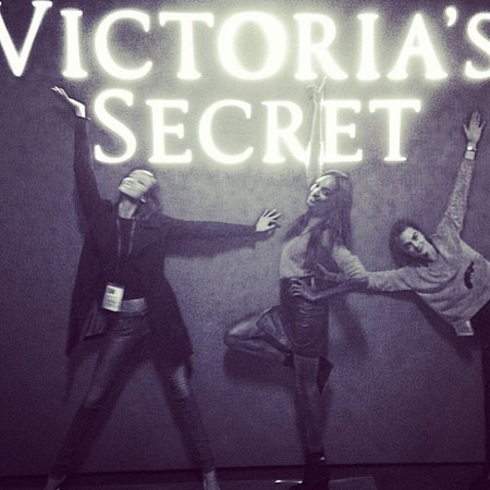 cara delevingne victoria secret models - vs show - guess that butt - handbag.com