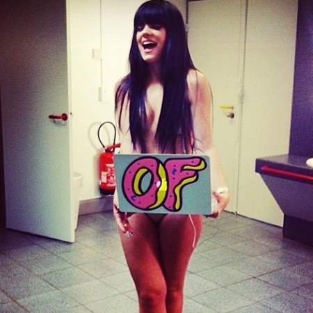 Lily Allen - naked selfie - backstage - hypocrite - hard out here - handbag.com