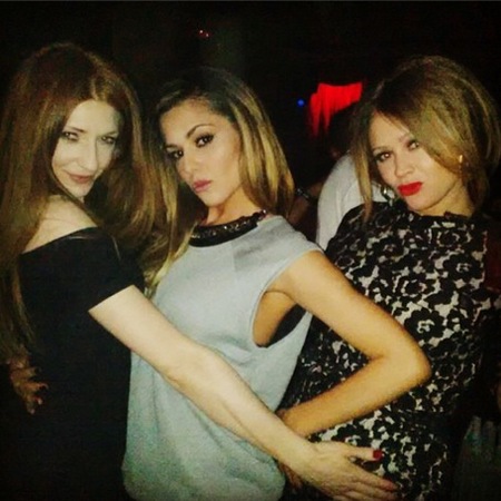 cheryl cole - pregnant kimberley walsh - nicola roberts - baby bump - girls aloud - three woman and a baby - celebrity selfies - handbag.com