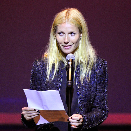 gwyneth paltrow talking at code conference - gwyneth paltrow thinks she's annoying - day bag - handbag.