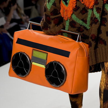 graduate fashion week 2014-best new handbag designers-zahra yasmine azam orange stero bag-handbag.com