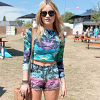 wireless festival 2014-celebrity festival fashion-laura whitmore-tie dye top and denim shorts-colourful print-handbag.com