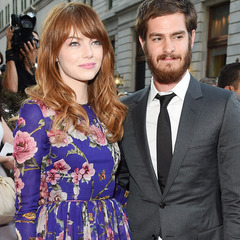 emma stone-purple floral dress-dolce gabbana dress-boyfriend andrew garfield-Magic In The Moonlight film premiere-celebrity red carpet fashion-handbag.com